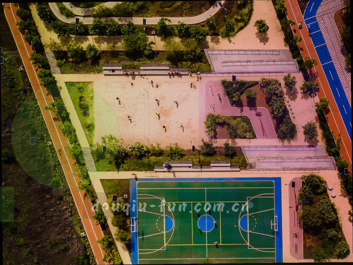 三段不同宽度的纵向色带组合成的抽象人员配置图，不使用人物照片